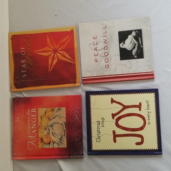💥4 Christmas book set - Picture 1 of 6